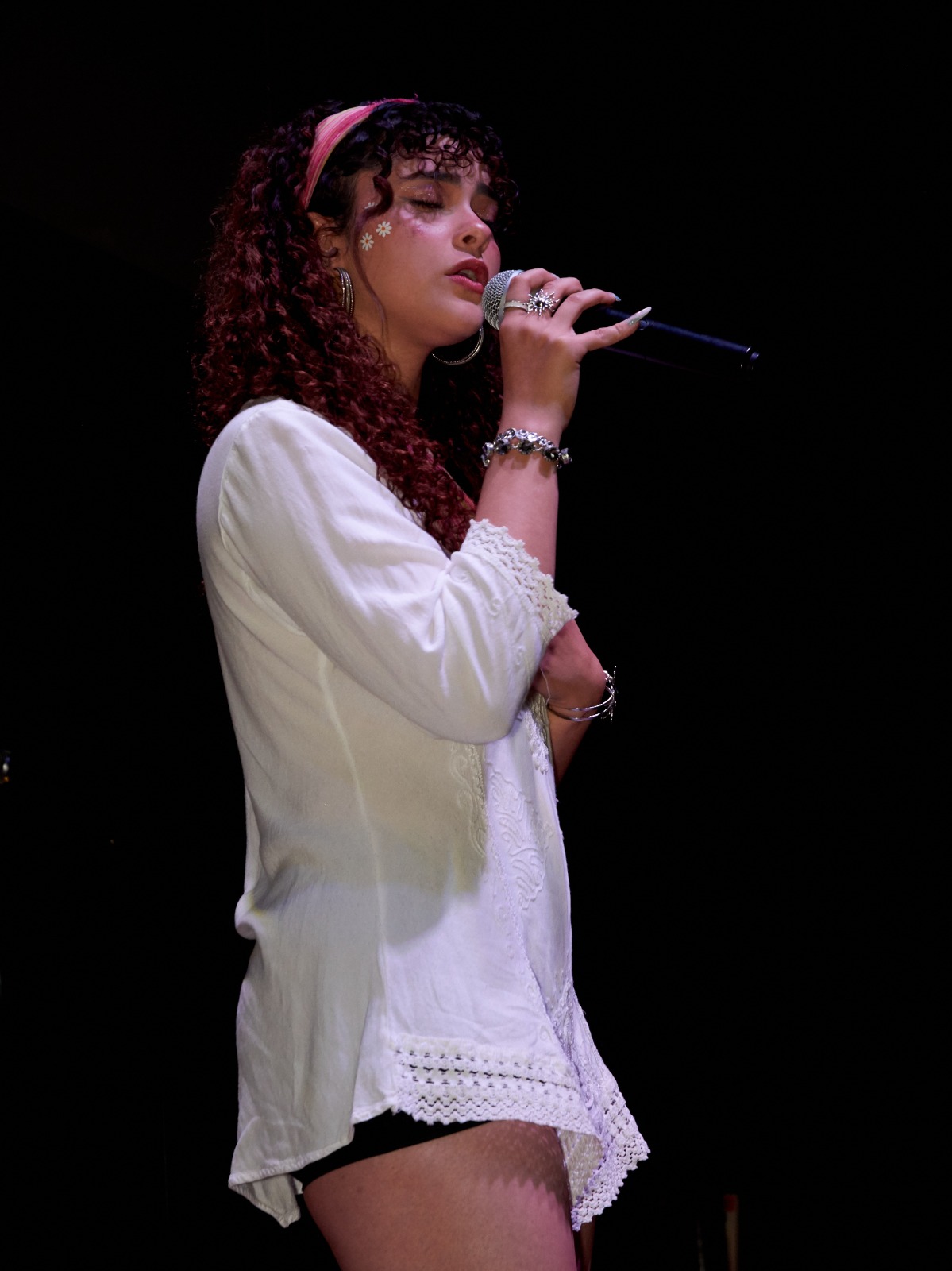 MARIALE cantando en vivo